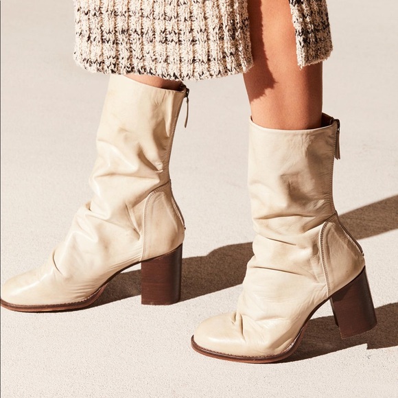 elle block heel boot